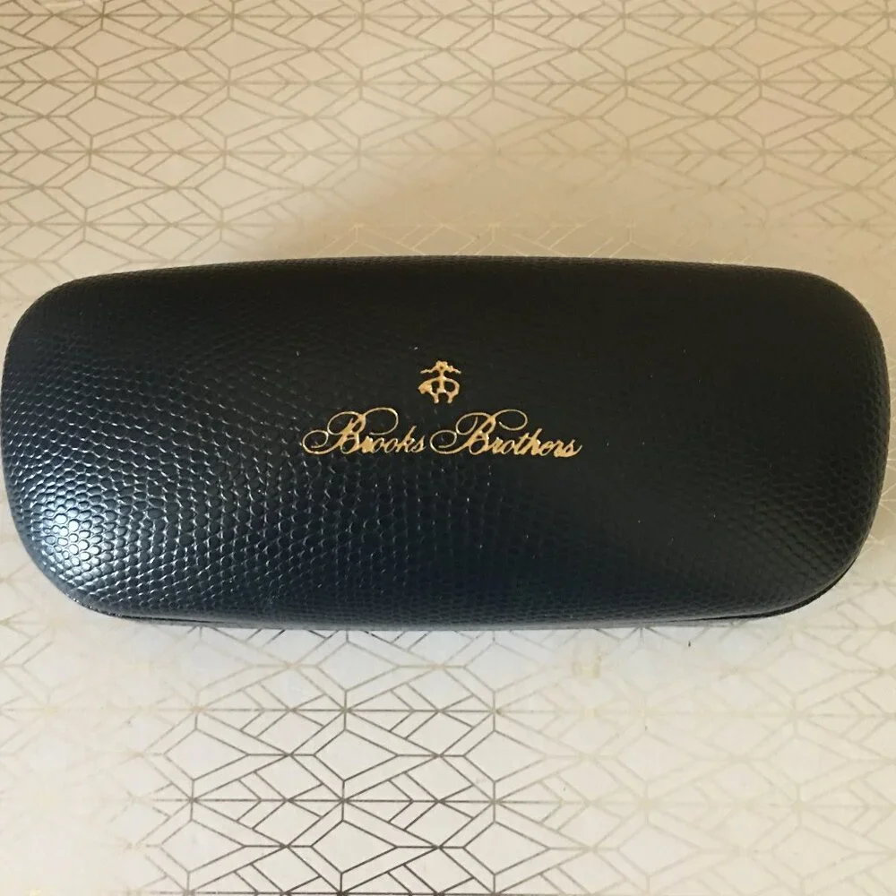 𝐁𝐑𝐎𝐎𝐊𝐒 𝐁𝐑𝐎𝐓𝐇𝐄𝐑𝐒 🐑 Navy Blue Hardshell Eyeglass Sunglass Case